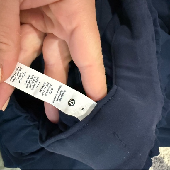 Lululemon Keep Moving Pant 7/8 High-Rise
True Navy - Picture 9 of 11